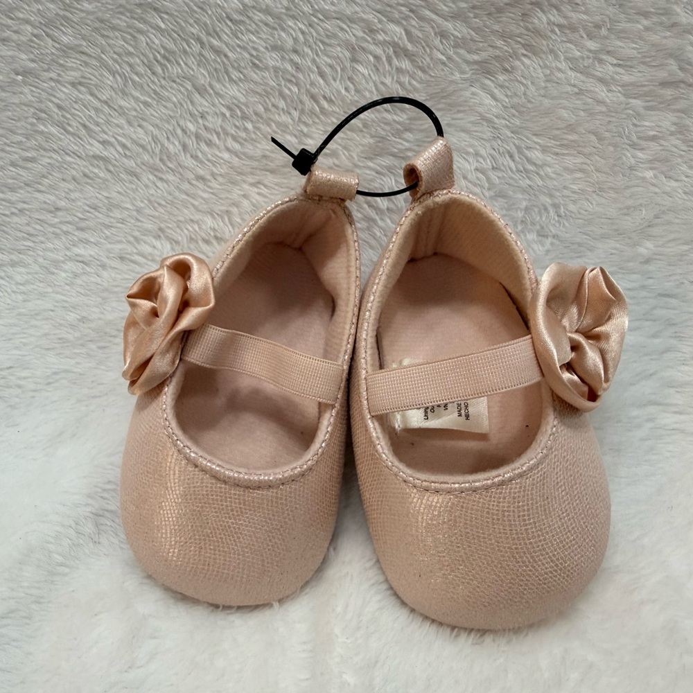 Baby Gap Shimmer Pink Mary Jane Ballet Crib Shoes 3-6M EUC Floral‎ Accent